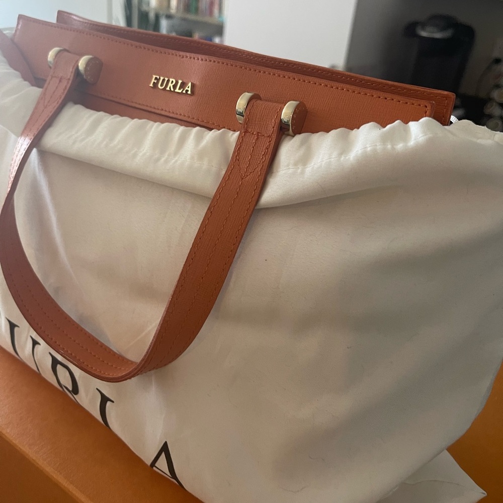 Orange Furla purse - Picture 3 of 11